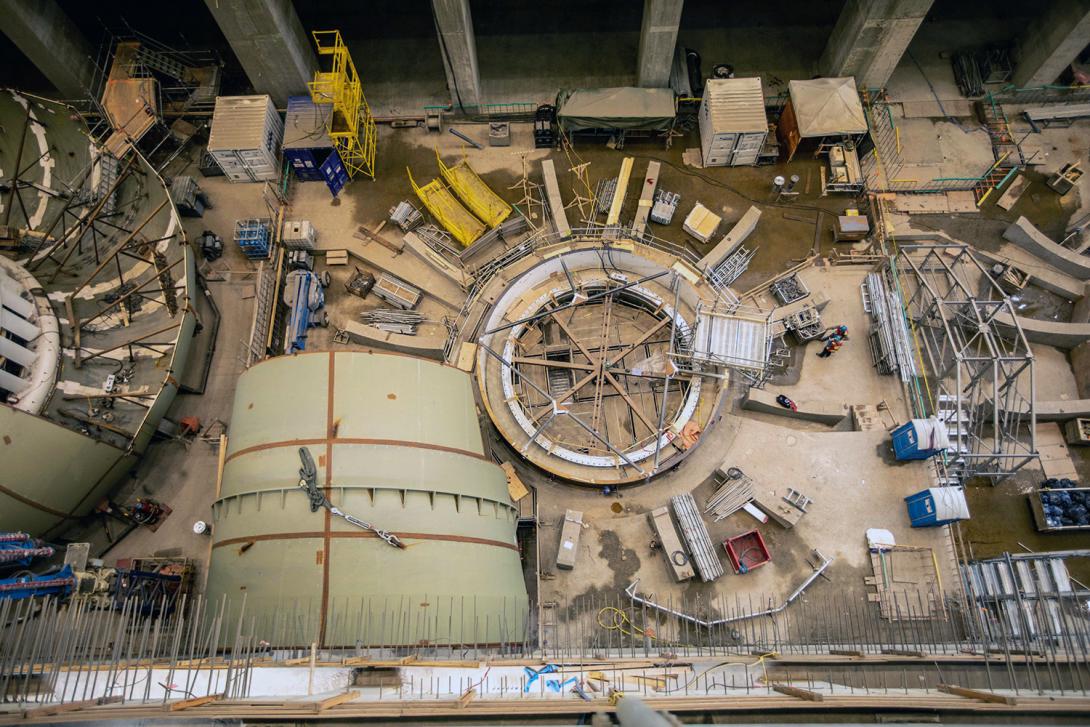 Installation of the lower pit liner and thrust section on unit 4 in the powerhouse. | August 2021 