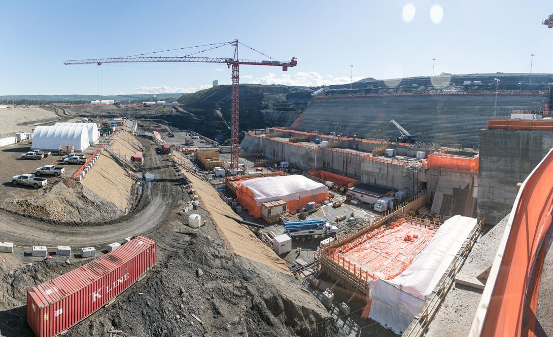 Powerhouse construction area with tower crane | September 2018 