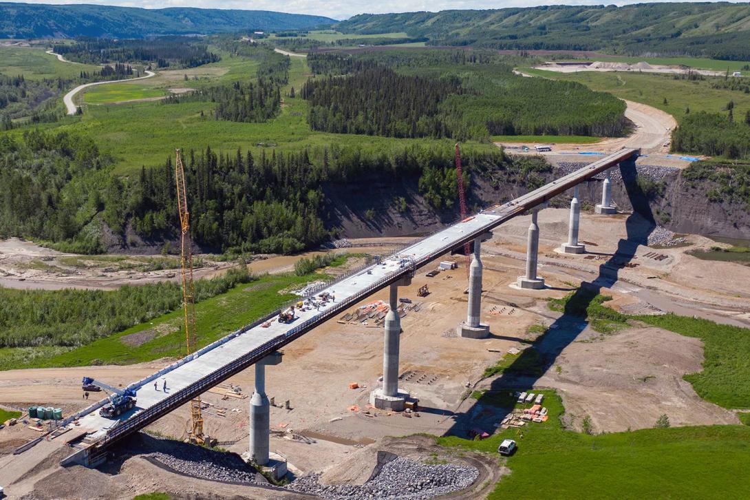 Cache Creek Bridge third concrete pour underway. | June 2022