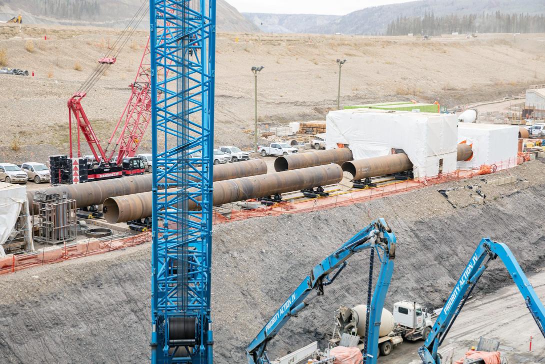 Welding the tailrace foundation piles, which adds stability to the tailrace area behind the powerhouse. | November 2022